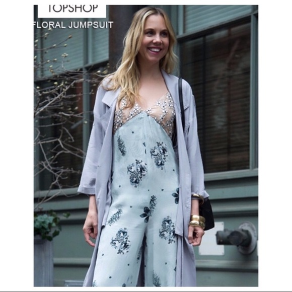 TOPSHOP EMBROIDERED AND FLORAL PRINT JUMPSUIT - Picture 5 of 6